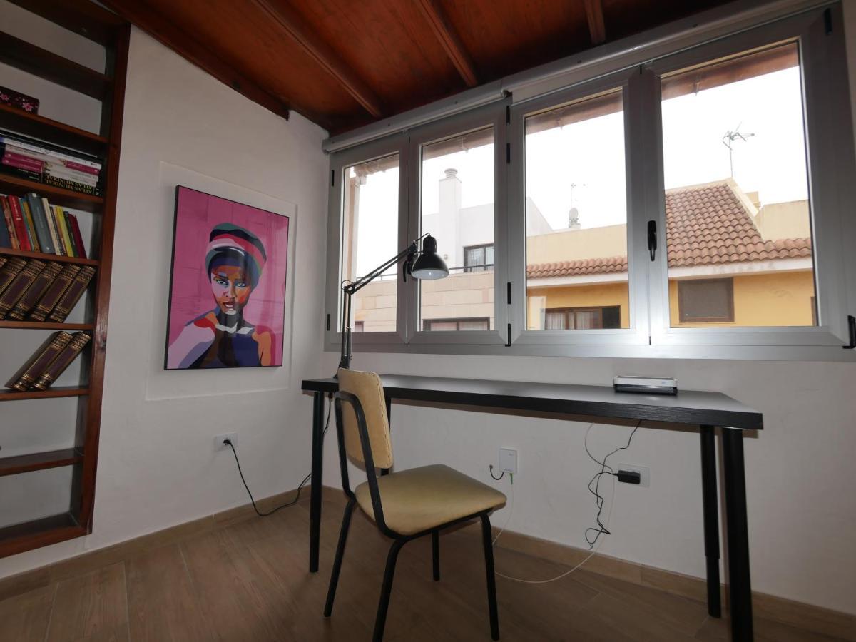 Petite Maison, La Laguna La Laguna  Buitenkant foto